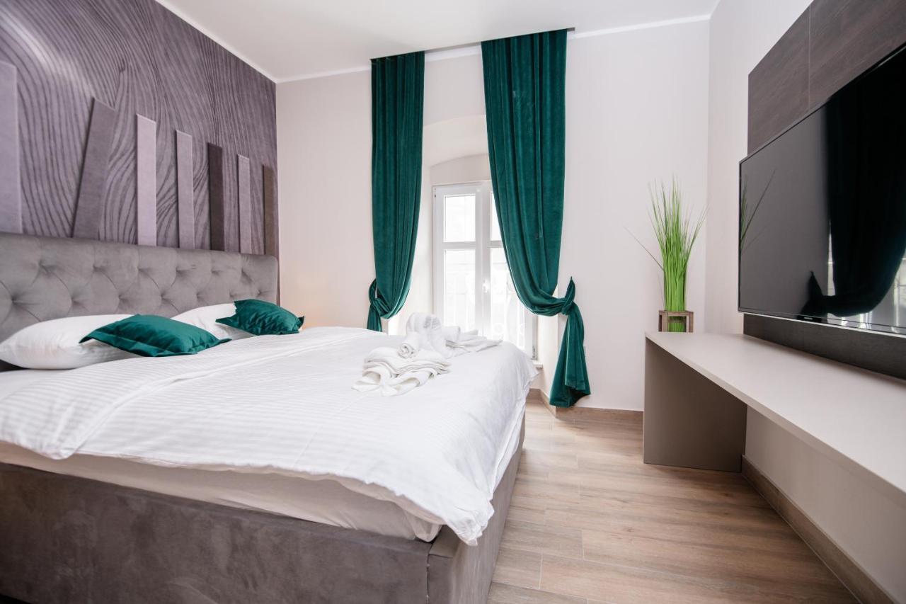Deluxe apartments&rooms Revis Rijeka Buitenkant foto