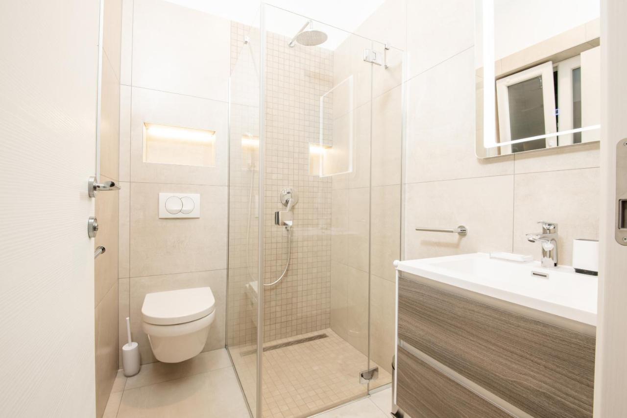 Deluxe apartments&rooms Revis Rijeka Buitenkant foto