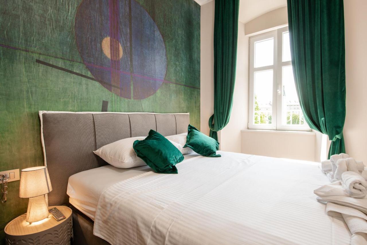 Deluxe apartments&rooms Revis Rijeka Buitenkant foto