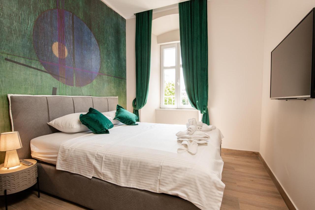 Deluxe apartments&rooms Revis Rijeka Buitenkant foto